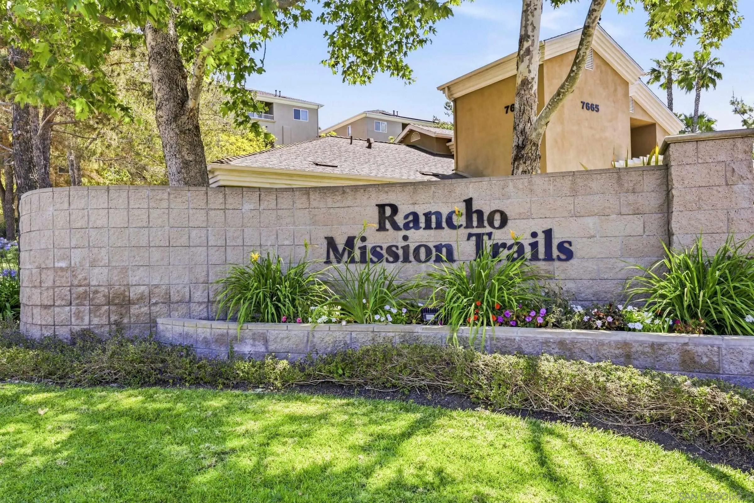 7659 Mission Gorge Road, Unit 86 San Diego, CA 92120 - Photo 1 of 47