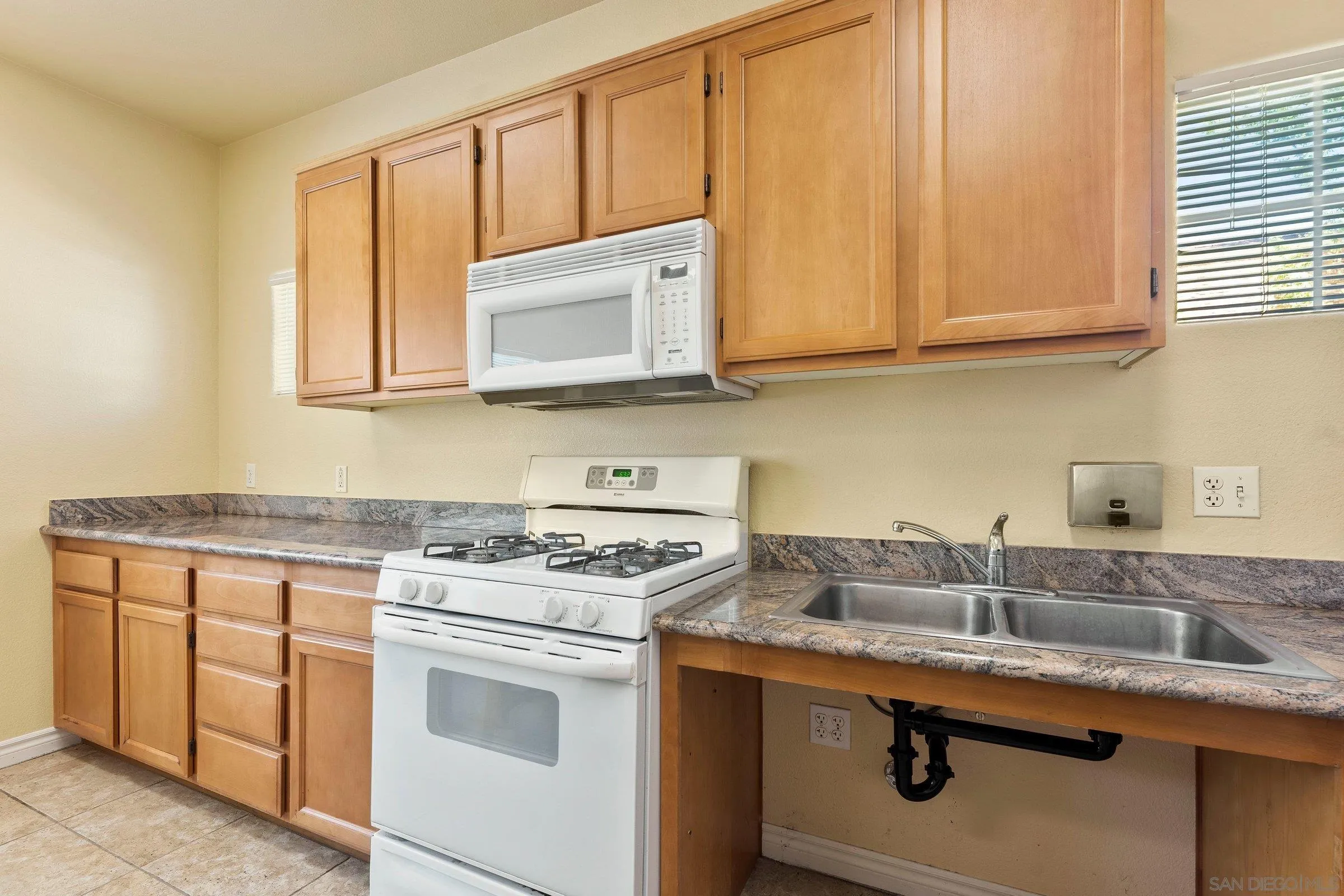 7659 Mission Gorge Road, Unit 86 San Diego, CA 92120 - Photo 42 of 47
