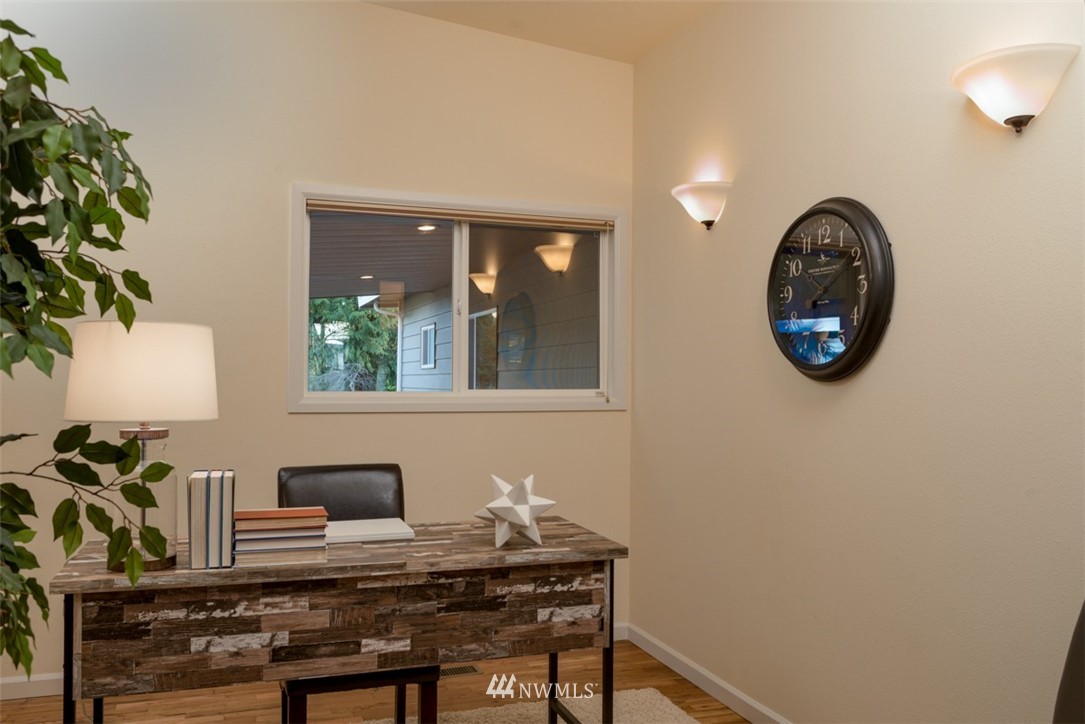 24305 3rd Place West Bothell, WA 98021 - Photo 12 of 25