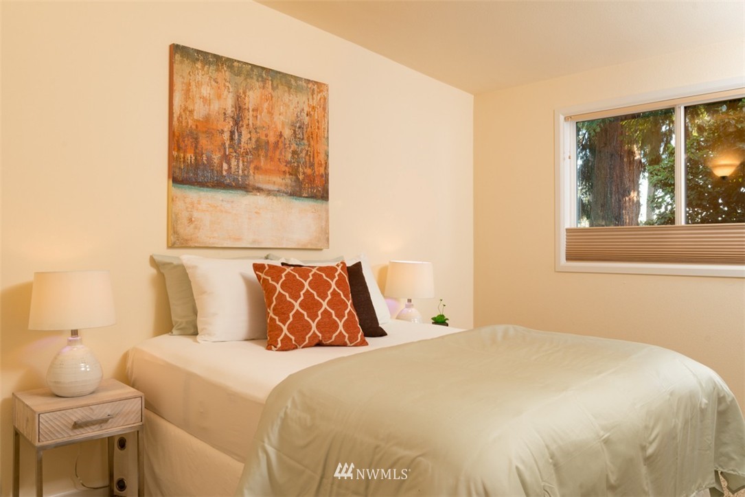 24305 3rd Place West Bothell, WA 98021 - Photo 18 of 25