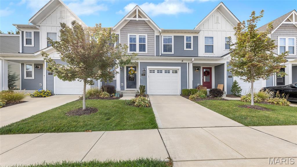 355 Newbridge Way O'Fallon, MO 63368 - Photo 2 of 40