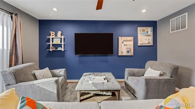 $314,900 | 355 Newbridge Way, O'Fallon, MO 63368