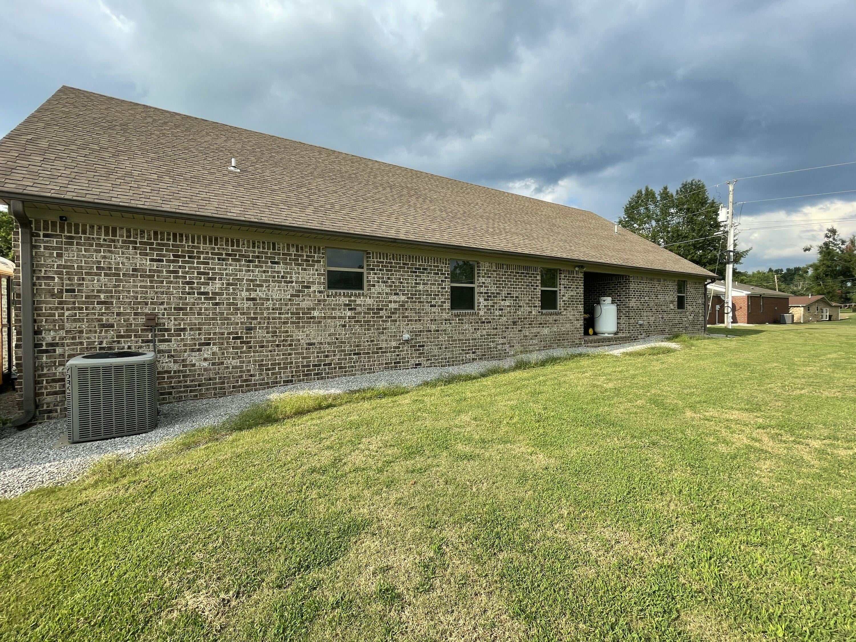105 Dalton Drive Ripley, MS 38663 - Photo 6 of 41 Gallery Image 6