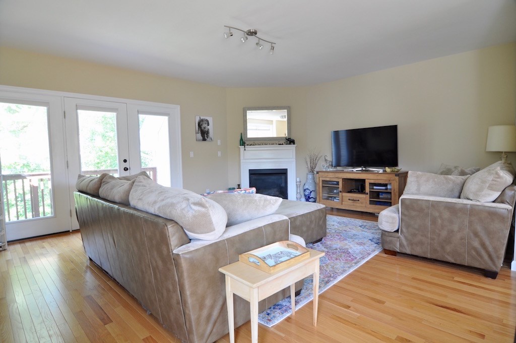 131 Court Street, Unit 20 Exeter, NH 03833 - Photo 4 of 17 Gallery Image 4