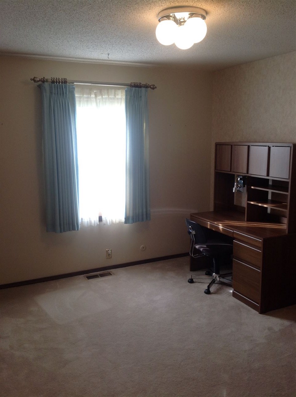 5205 North Moore Road Muncie, IN 47304 - Photo 16 of 17