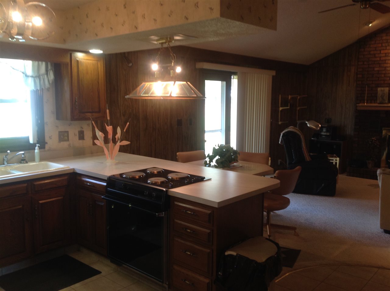 5205 North Moore Road Muncie, IN 47304 - Photo 8 of 17