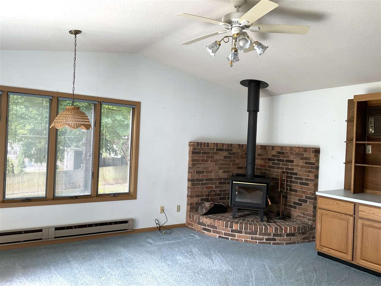 415 Ridgeview Avenue Iowa City, IA 52246 - Photo 12 of 25 Gallery Image 12