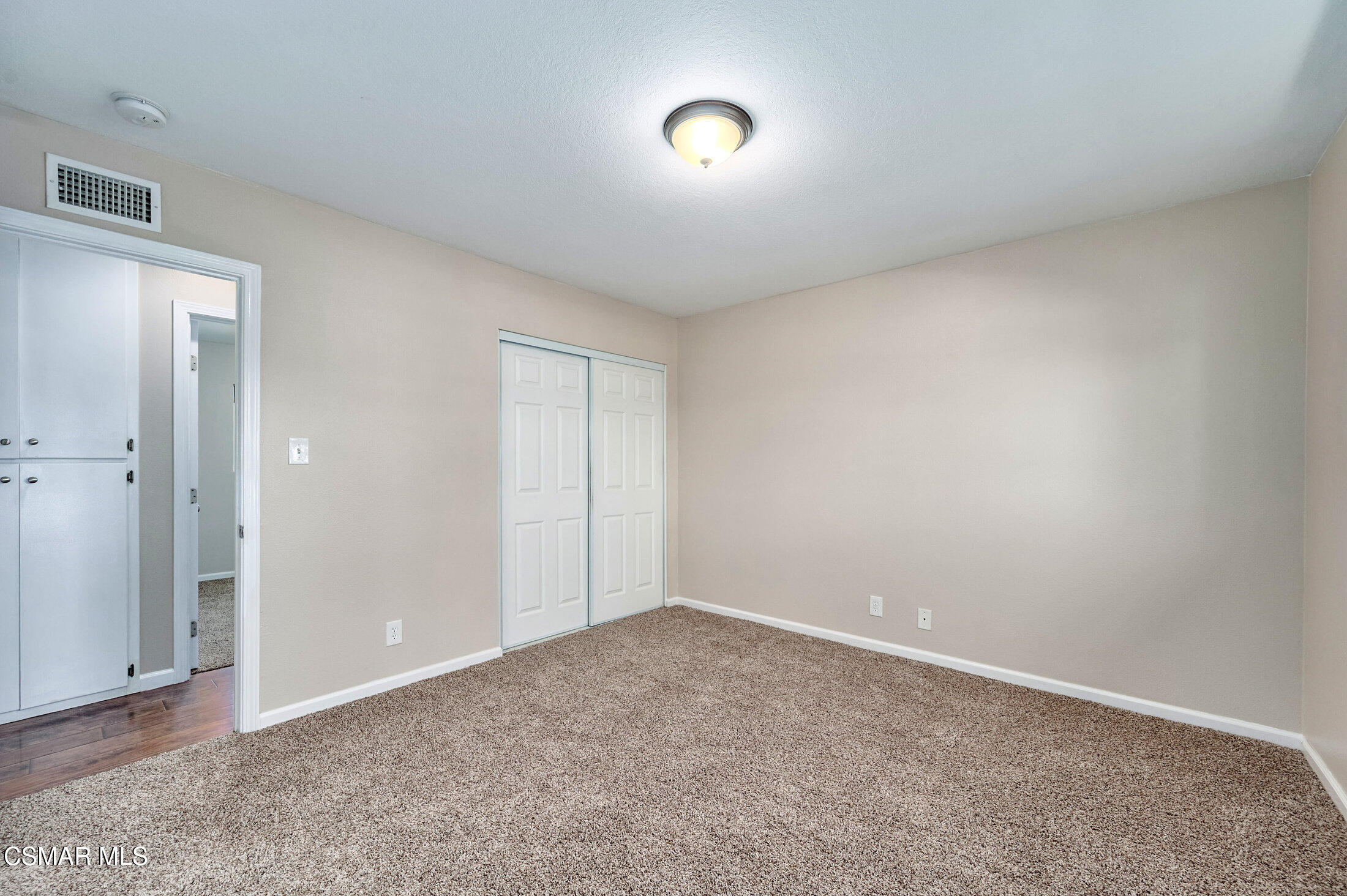 560 Randy Drive Newbury Park, CA 91320 - Photo 26 of 39 a view of an empty room