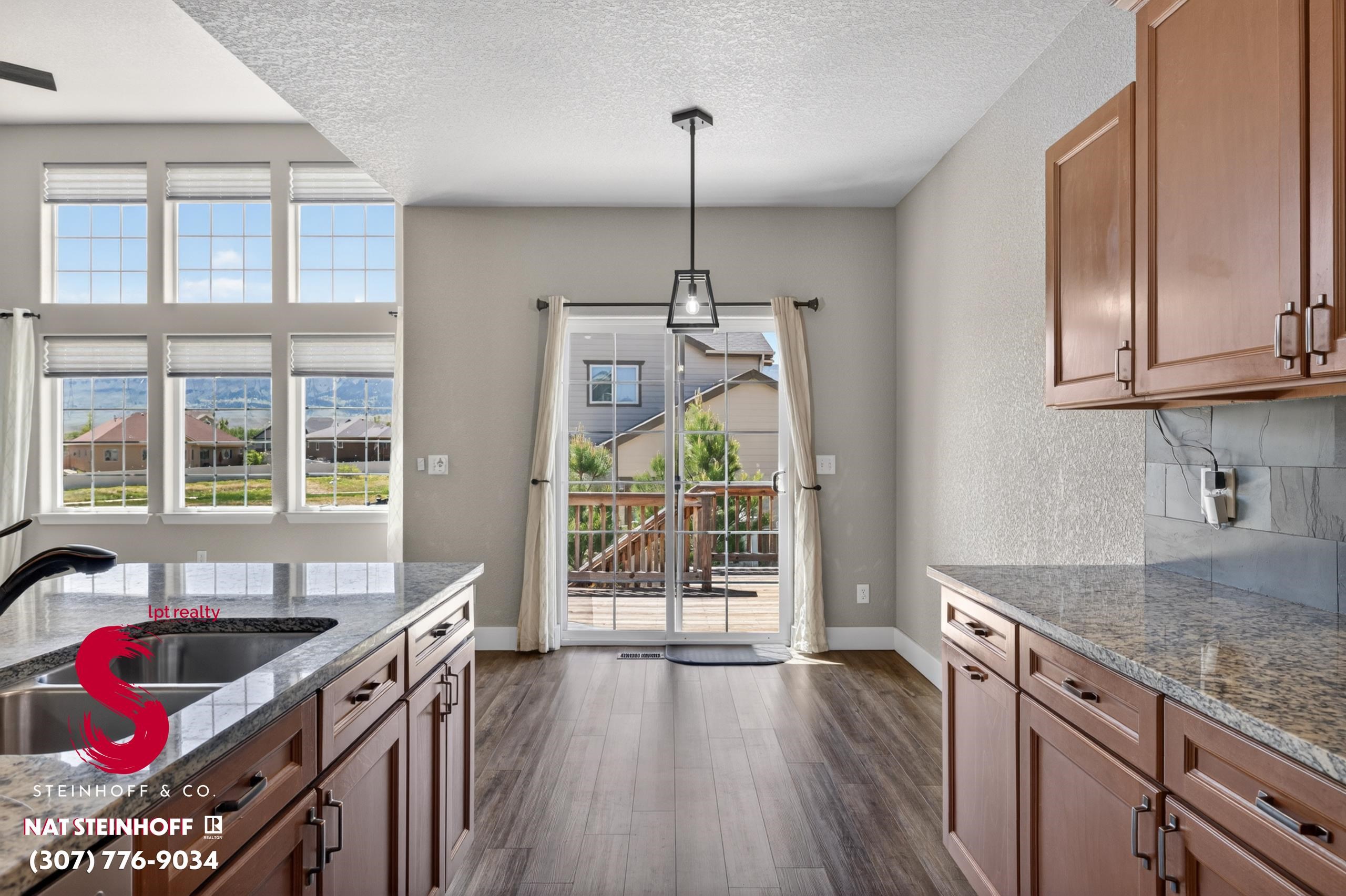 4331 Drayton Way Casper, WY 82609 - Photo 5 of 49