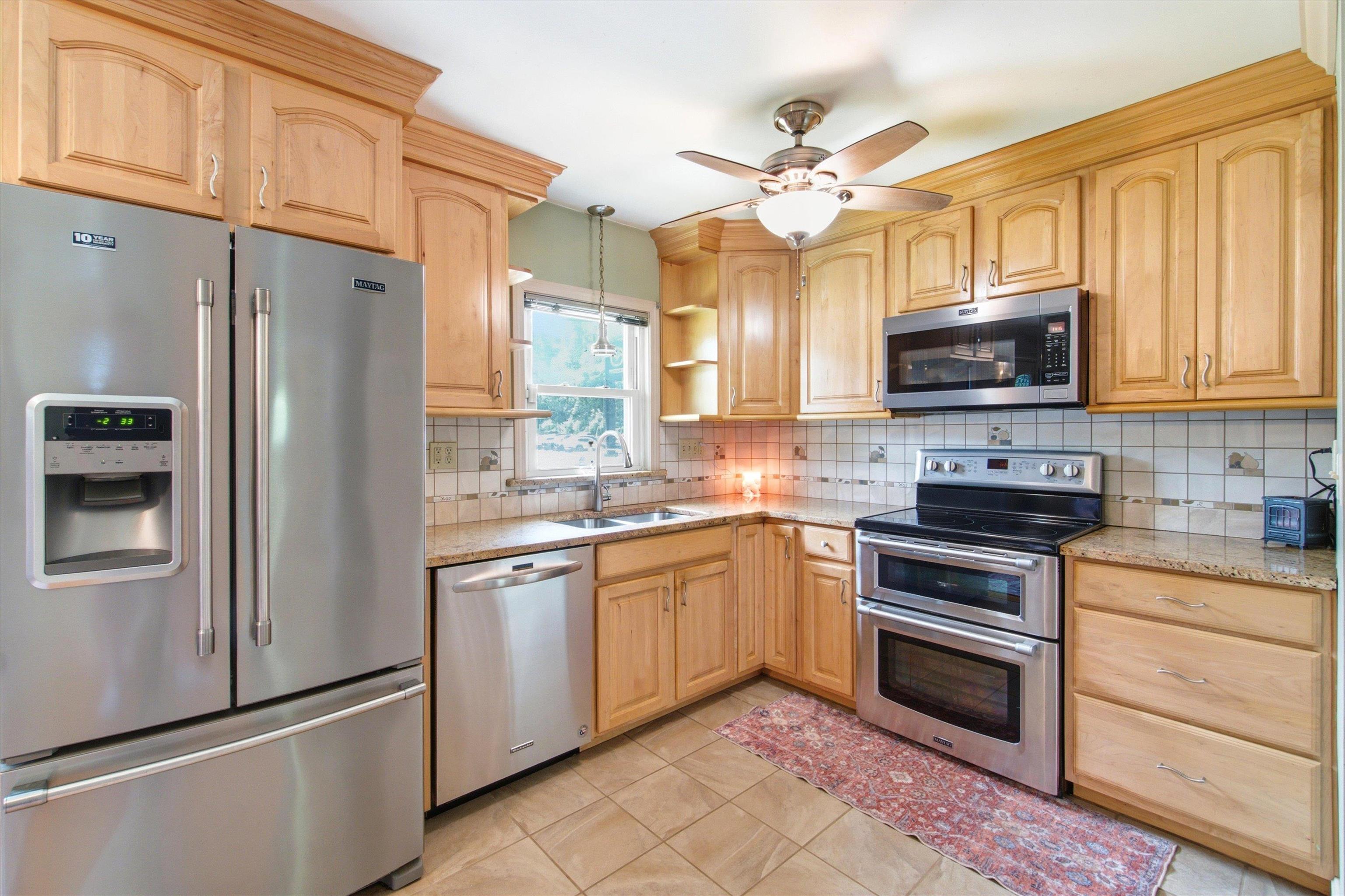 121 Charlestown Road Claremont, NH 03743 - Photo 8 of 54
