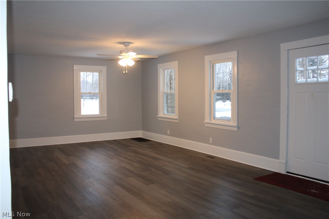 1777 Dock Road Madison, OH 44057 - Photo 11 of 25