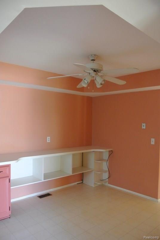 5834 Wedgewood Road Canton, MI 48187 - Photo 7 of 27 DSC_7885.jpg
