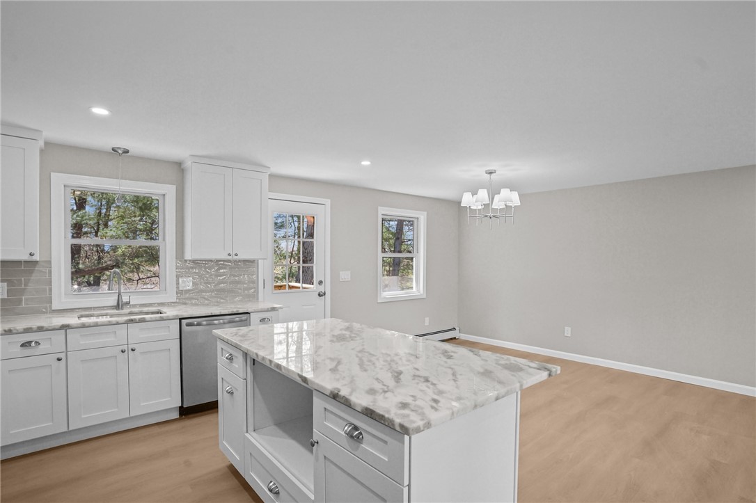 62 Bishop Hill Road Johnston, RI 02919 - Photo 11 of 33