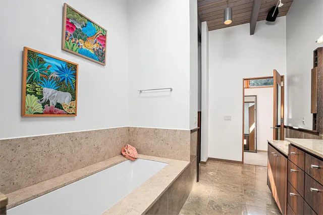 $2,900,000 | 6465 Sandhill Lane, Fennville, MI 49408