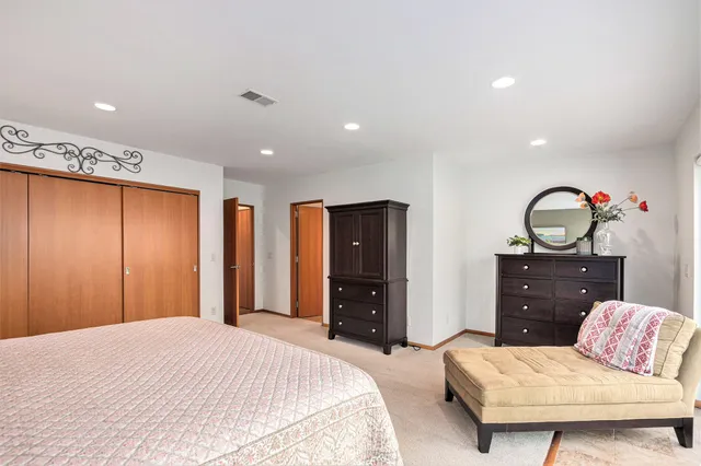 $2,900,000 | 6465 Sandhill Lane, Fennville, MI 49408