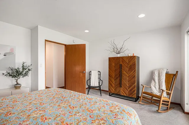 $2,900,000 | 6465 Sandhill Lane, Fennville, MI 49408