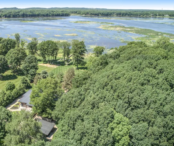 $2,900,000 | 6465 Sandhill Lane, Fennville, MI 49408