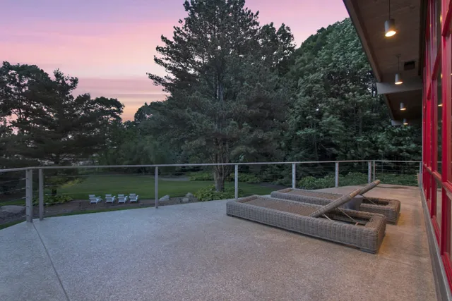 $2,900,000 | 6465 Sandhill Lane, Fennville, MI 49408