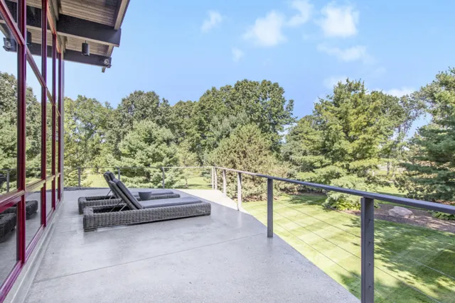 $2,900,000 | 6465 Sandhill Lane, Fennville, MI 49408