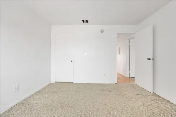 $999,000 | 519 West Broadway, Unit B, Long Beach, NY 11561