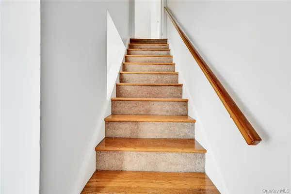 $999,000 | 519 West Broadway, Unit B, Long Beach, NY 11561