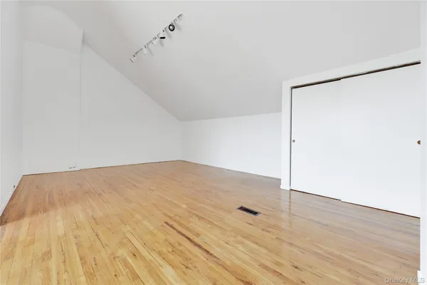 $999,000 | 519 West Broadway, Unit B, Long Beach, NY 11561