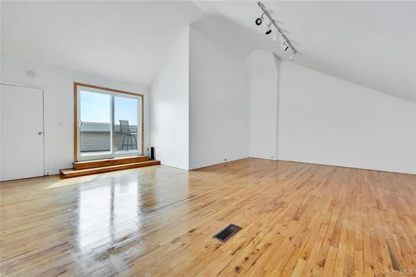 $999,000 | 519 West Broadway, Unit B, Long Beach, NY 11561