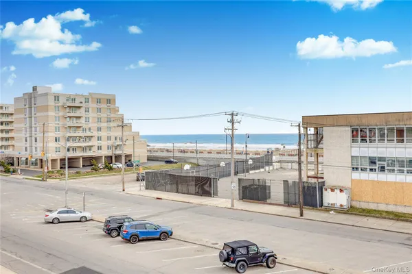 $999,000 | 519 West Broadway, Unit B, Long Beach, NY 11561