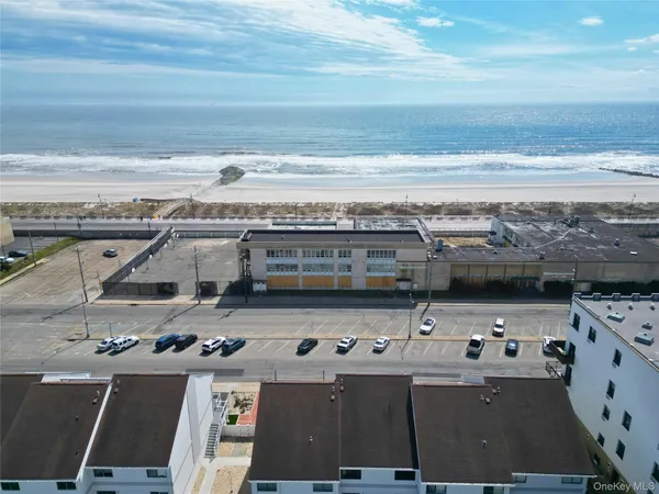 $999,000 | 519 West Broadway, Unit B, Long Beach, NY 11561