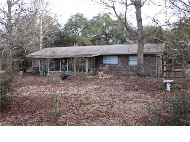 530 Woodlawn Road Freeport, FL 32439 - Photo 4 of 14 Gallery Image 4