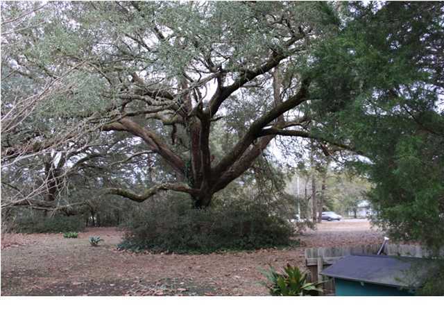 530 Woodlawn Road Freeport, FL 32439 - Photo 9 of 14 Gallery Image 9