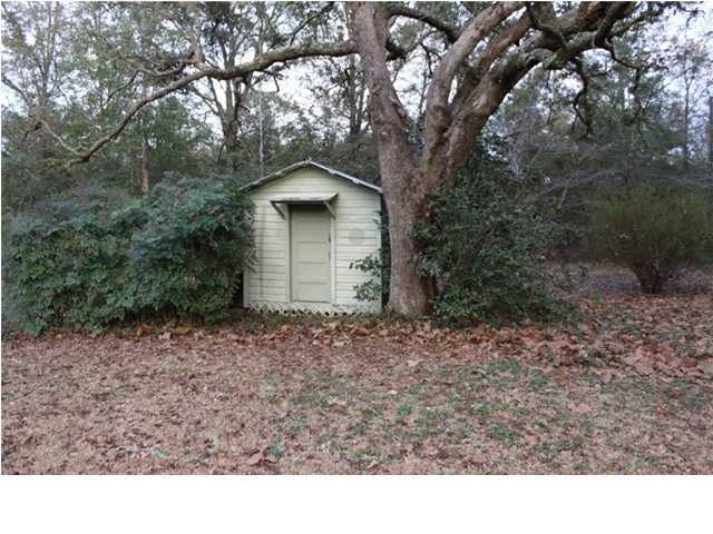 530 Woodlawn Road Freeport, FL 32439 - Photo 10 of 14 Gallery Image 10