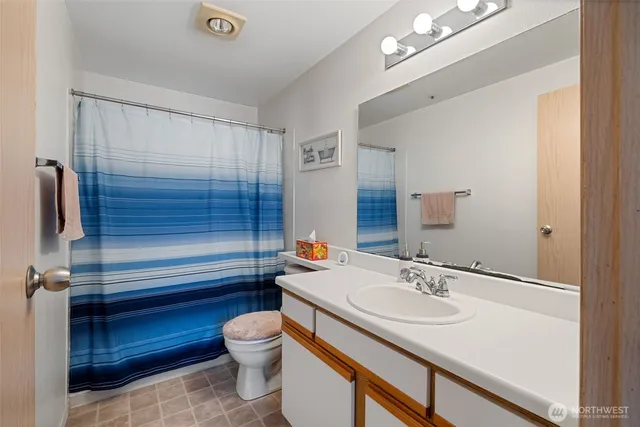 $410,000 | 7453 Newcastle Golf Club Road, Unit F203, Newcastle, WA 98059