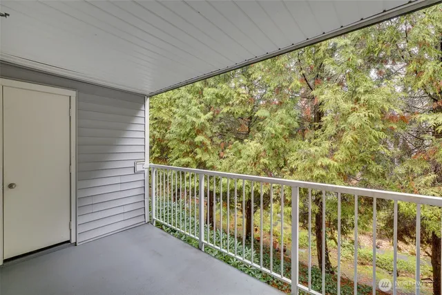 $410,000 | 7453 Newcastle Golf Club Road, Unit F203, Newcastle, WA 98059