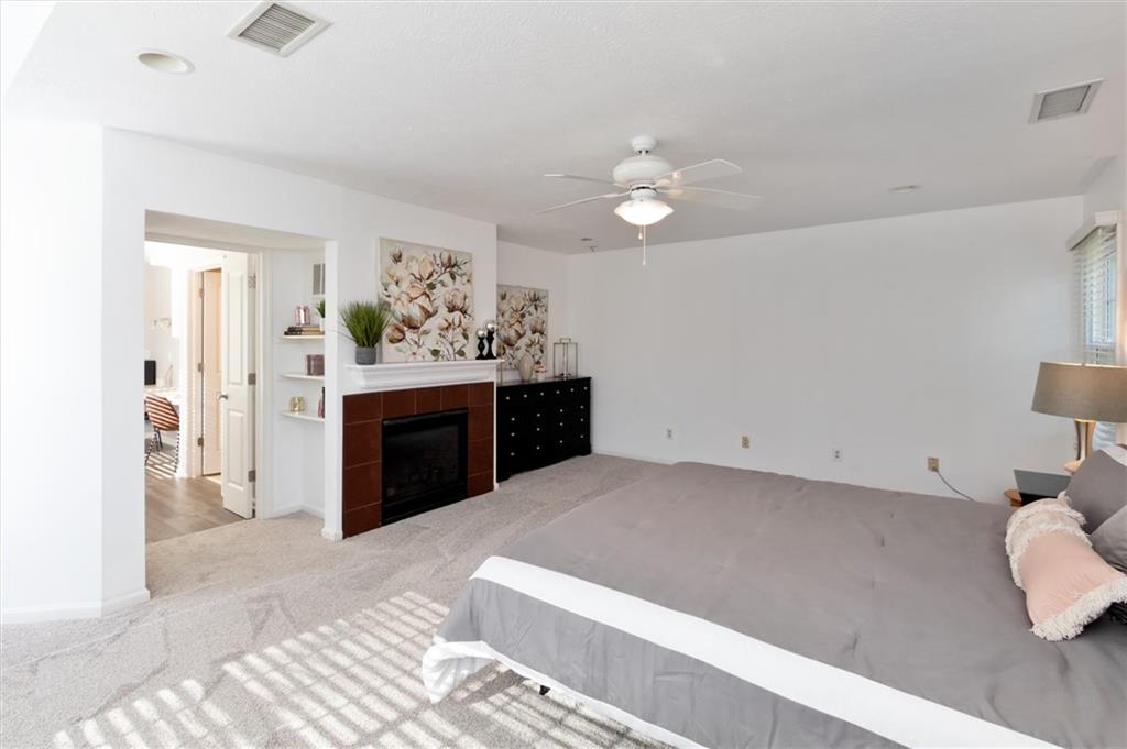 10851 Thistle Ridge Fishers, IN 46038 - Photo 15 of 37 Gallery Image 15