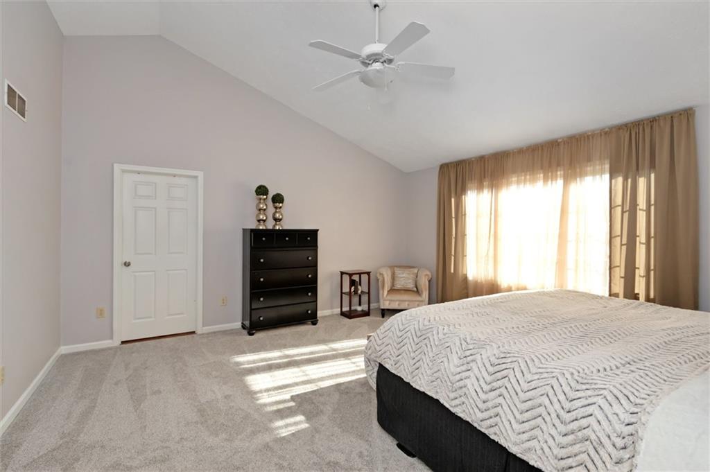 10851 Thistle Ridge Fishers, IN 46038 - Photo 25 of 37 Gallery Image 25