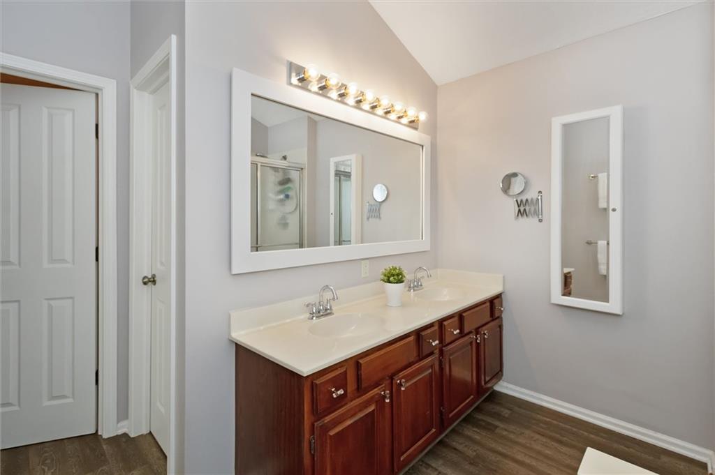 10851 Thistle Ridge Fishers, IN 46038 - Photo 29 of 37 Gallery Image 29