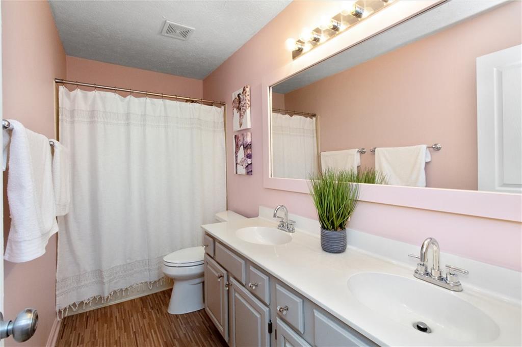 10851 Thistle Ridge Fishers, IN 46038 - Photo 30 of 37 Gallery Image 30