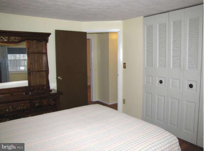 7723 Pinyon Road Hanover, MD 21076 - Photo 11 of 29 Bedroom (Master)