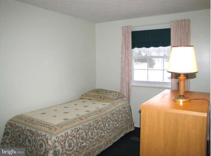 7723 Pinyon Road Hanover, MD 21076 - Photo 13 of 29 Bedroom