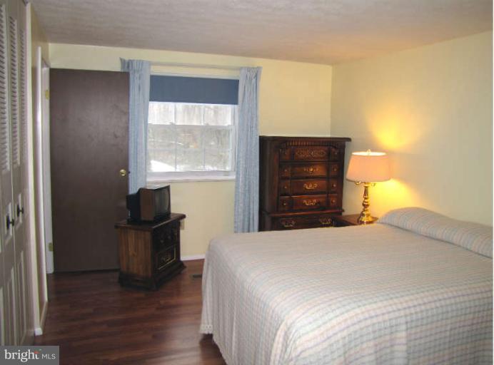 7723 Pinyon Road Hanover, MD 21076 - Photo 9 of 29 Bedroom (Master)