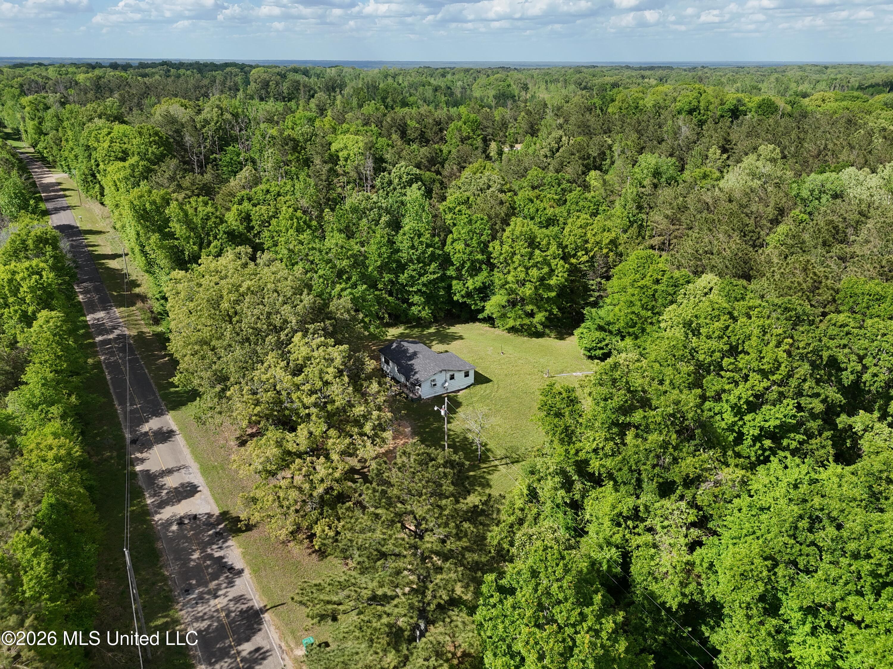 5171 Coxs Ferry Road Bolton, MS 39041 - Photo 10 of 20 C506204B-DDC7-4CAC-898F-795591EBBE57