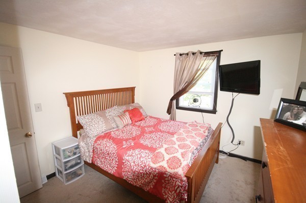 64 Apache Road Bellingham, MA 02019 - Photo 11 of 15 Gallery Image 11