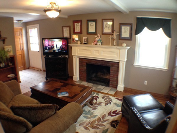 64 Apache Road Bellingham, MA 02019 - Photo 8 of 15 Gallery Image 8