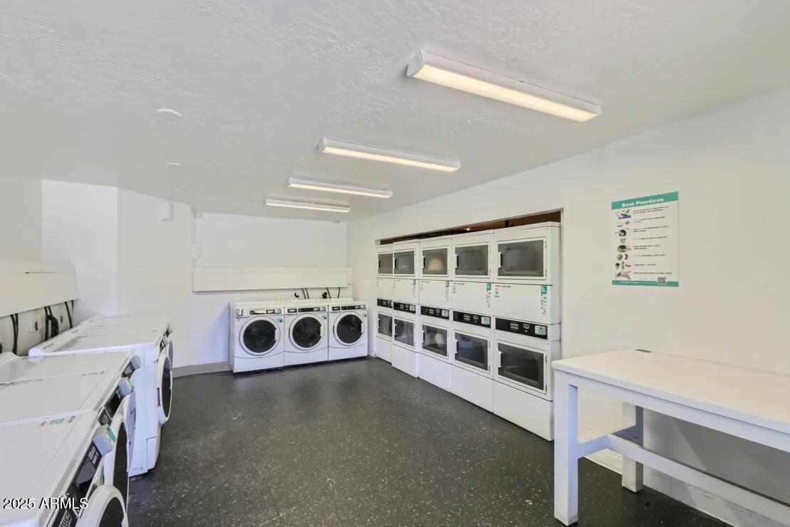 1645 East Thomas Road, Unit ST Phoenix, AZ 85016 - Photo 34 of 37 Laundry