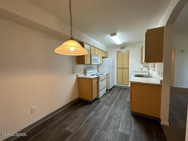 $299,000 | 6850 Sharlands Avenue, Unit AC2175, Reno, NV 89523