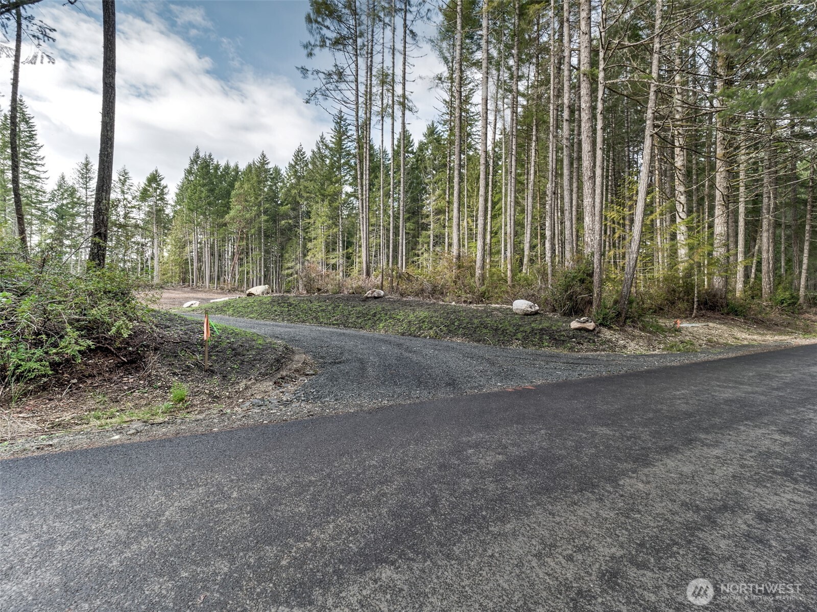 621 East Strong Road Shelton, WA 98584 - Photo 5 of 21