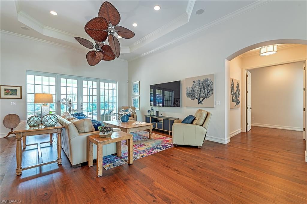 4980 Rustic Oaks Circle Naples, FL 34105 - Photo 3 of 23