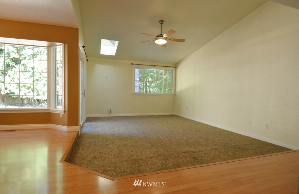 14036 Southeast 141st Street Renton, WA 98059 - Photo 2 of 15