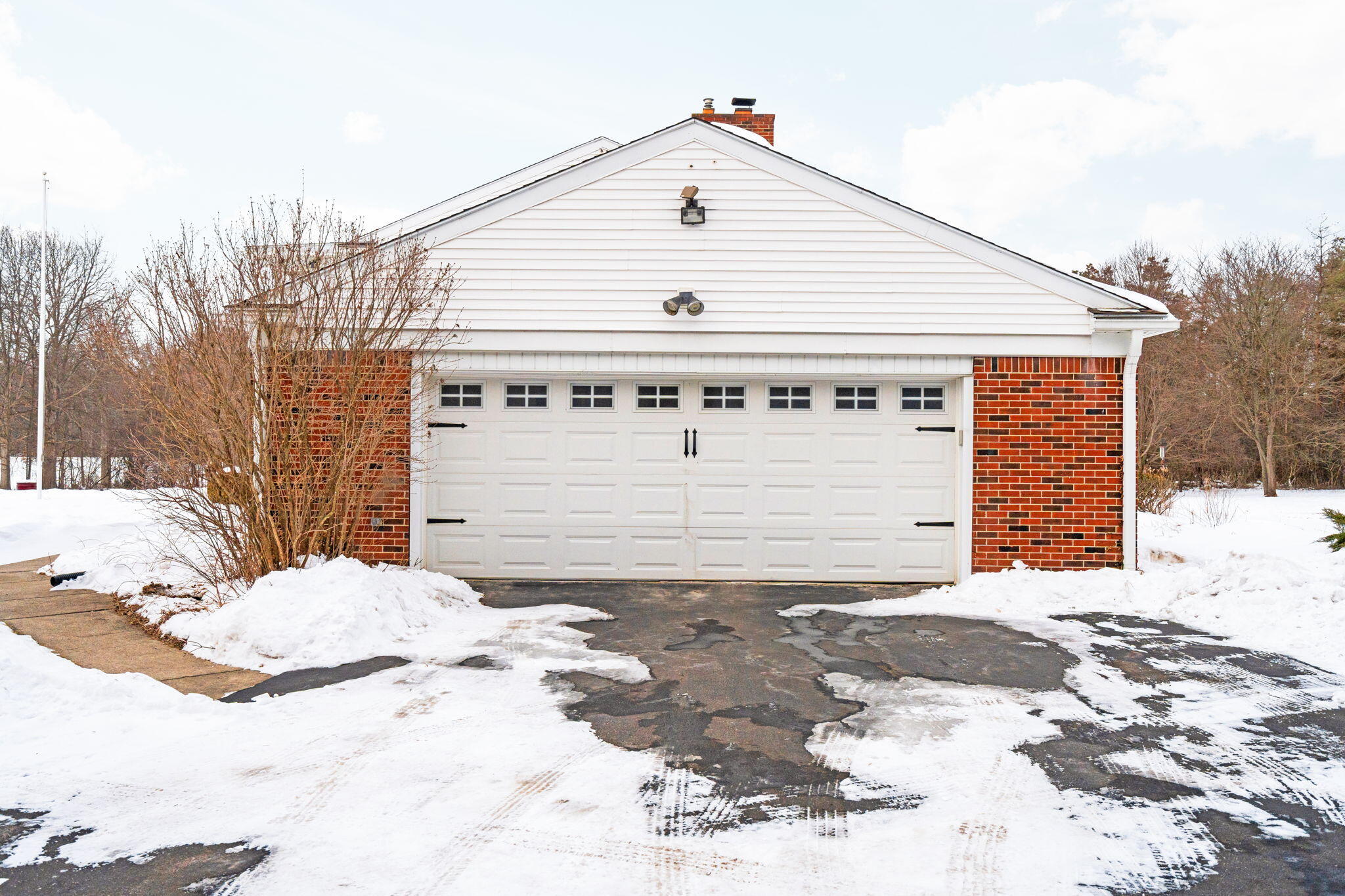 4959 Miller Road Ann Arbor, MI 48103 - Photo 131 of 140 2.5 car attached garage